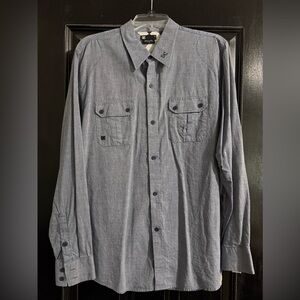 DC Gray Casual Button Down Shirt Men’s Large